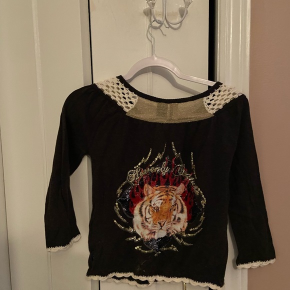 Cute stylish cardigan with tiger print on the back - Picture 2 of 2